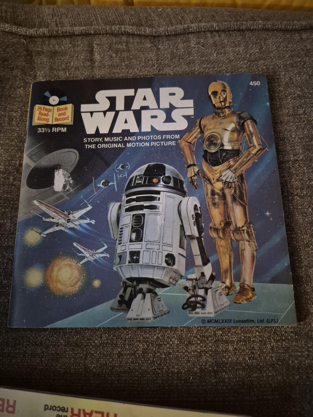 Star Wars Book With Record with Gold C-3PO & White R2-D2